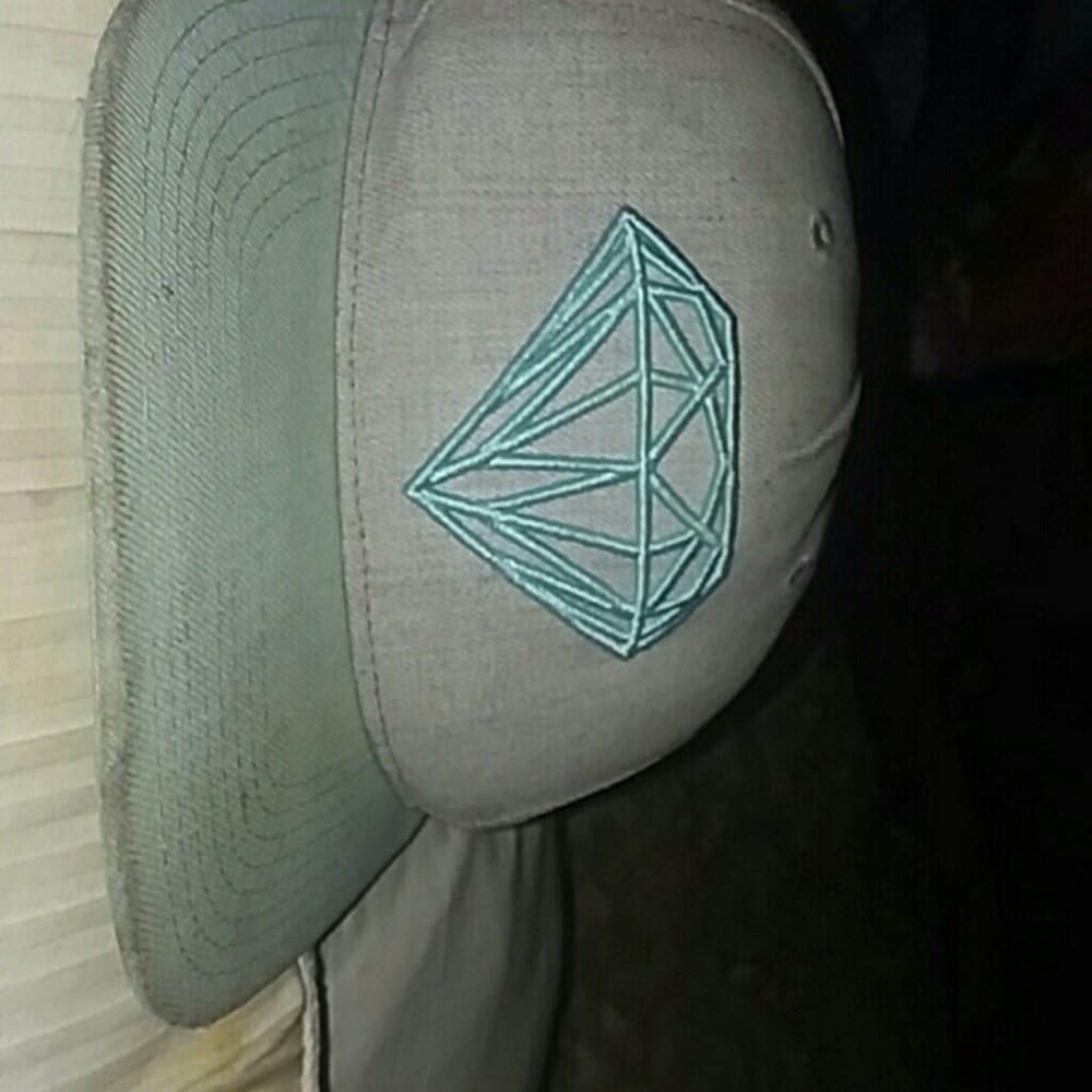Diamond sply hat